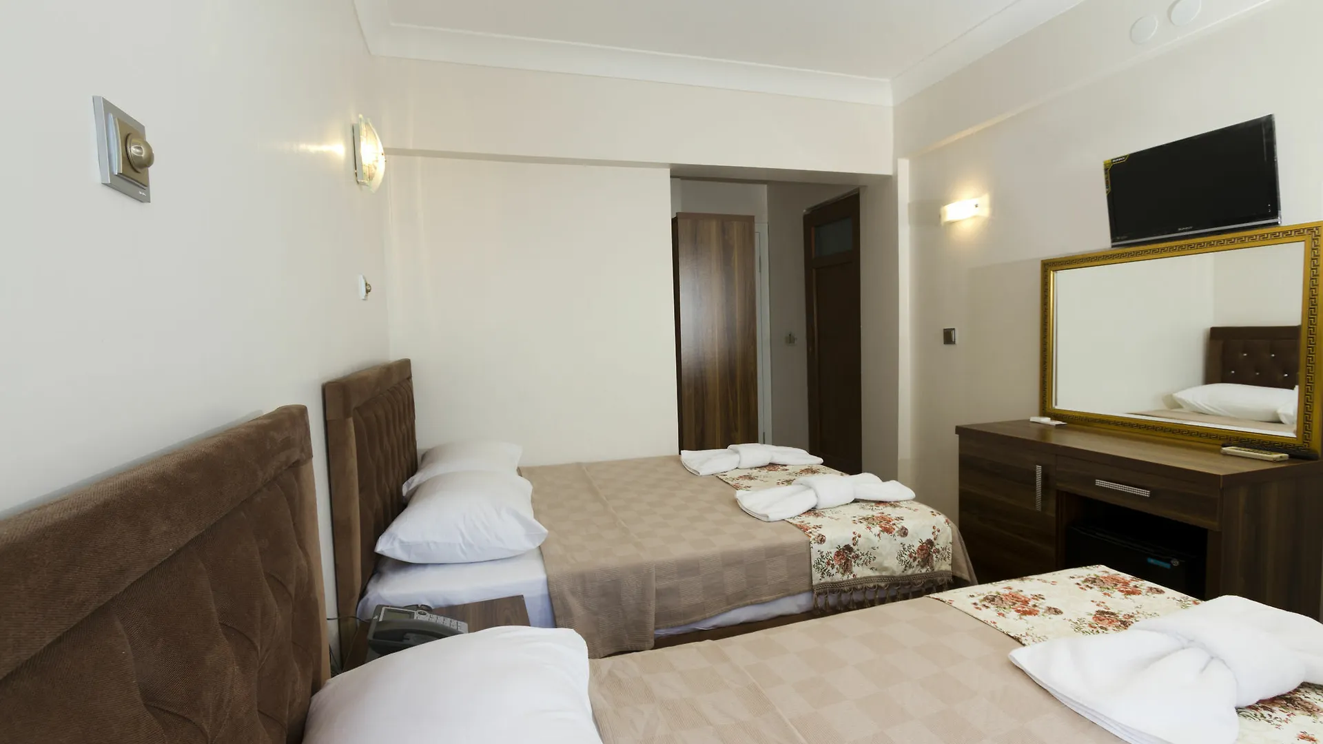 Reis Beach Hotel Marmaris 3*,  Turquia